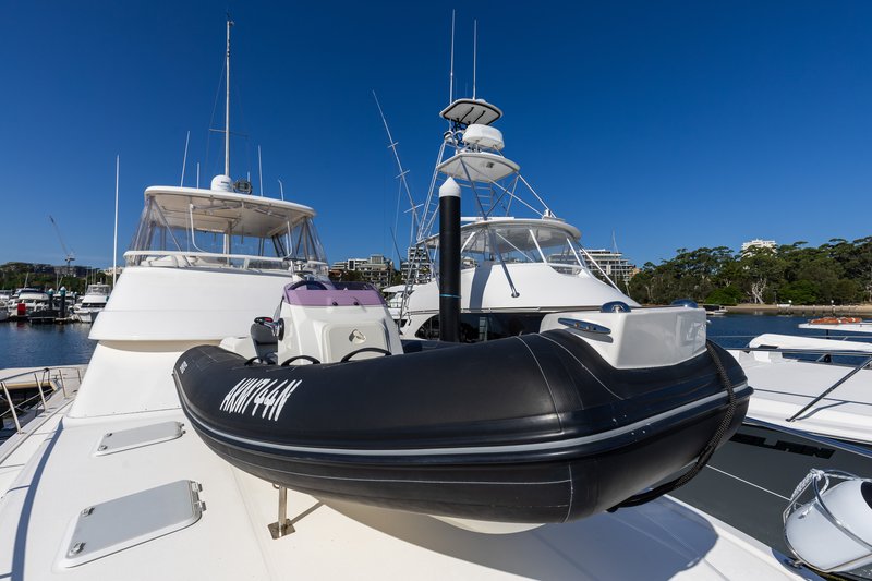 Riviera 51 050326-27