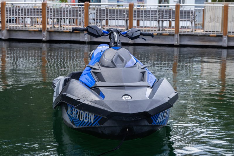 Sea Doo - Spark Trixx 3up 071125-12