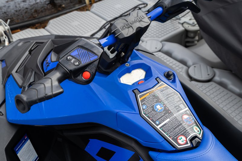 Sea Doo - Spark Trixx 3up 071125-15