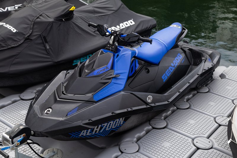 Sea Doo - Spark Trixx 3up 071125-17