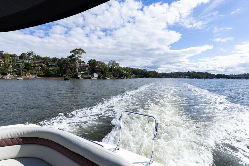 Sea Ray 375 120325-19