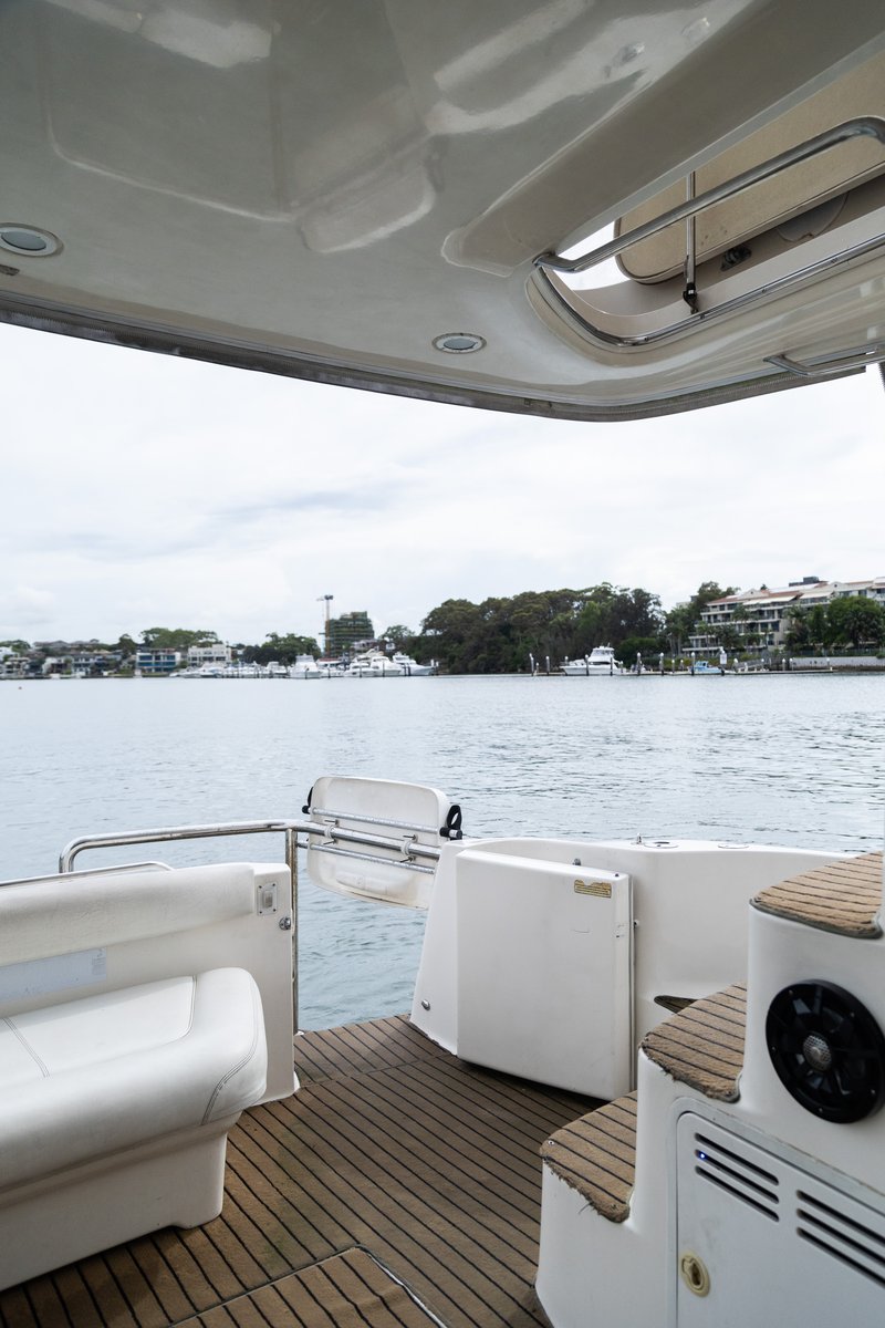 Sea Ray 400 100125-21