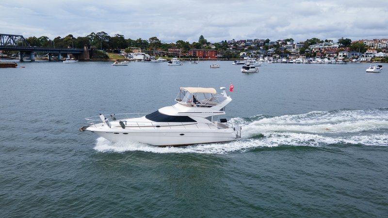 Sea Ray 400 100125-40