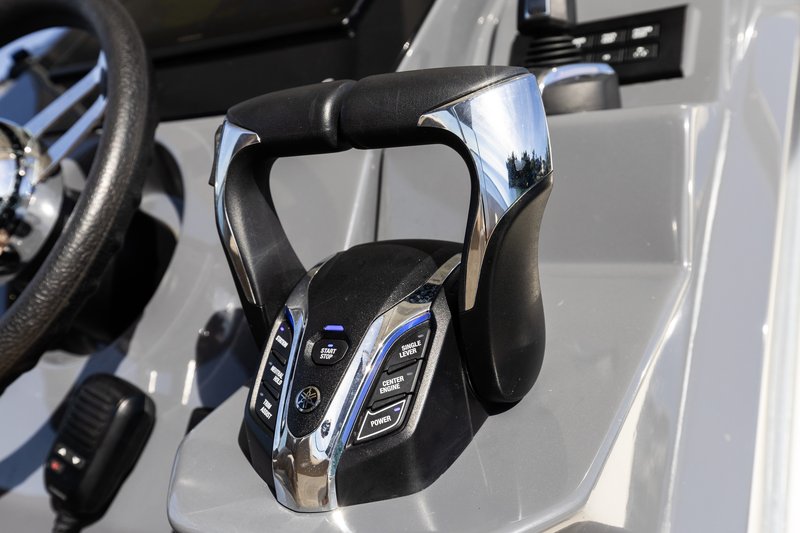 capelli tempest 44 160326-28