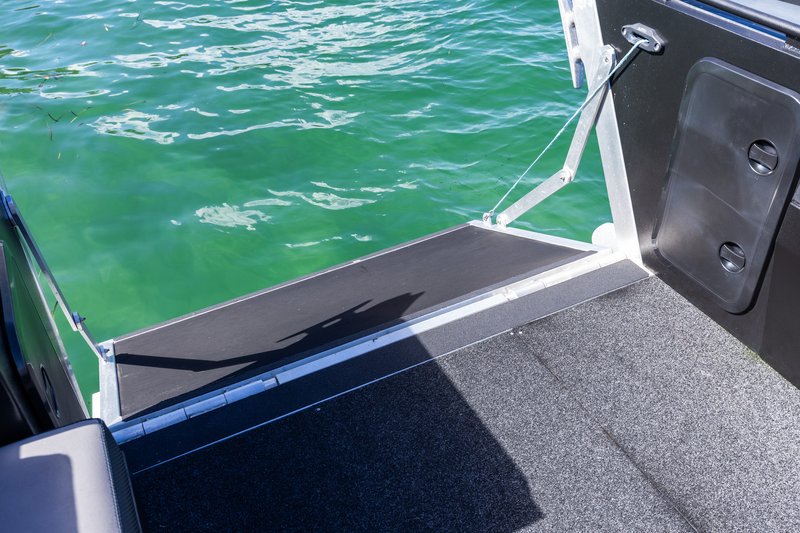 mancraft 11 pontoon 240425-24